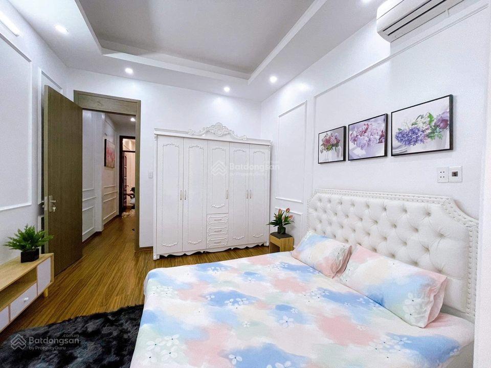 Khu giảng viên trường cao đẳng công thương, phân lô đồng bộ, hxh 7 chỗ, 4 tầng btct, 8 tỷ nhỏ