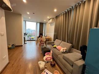 Bán nhà hxh 7 chỗ thông sát học viện chính trị, gần vincom lê văn việt, khu p/l, 4 tầng, 7 tỷ nhỏ