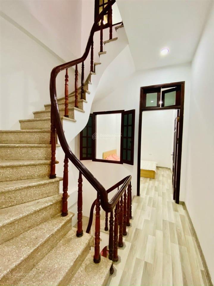 Bán nhà hẻm xe hơi 7 chỗ sát lẻ văn việt, gần ngã tư thủ đức, full nội thất, 4 tầng btct, 7 tỷ nhỏ
