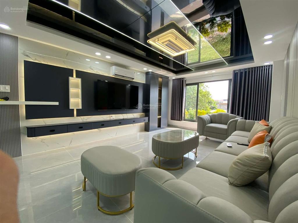 Siêu phẩm nhà mới toanh  có thang máy  5 tầng đường nhựa 79 m  nhà 5 tầng  (4x18 )