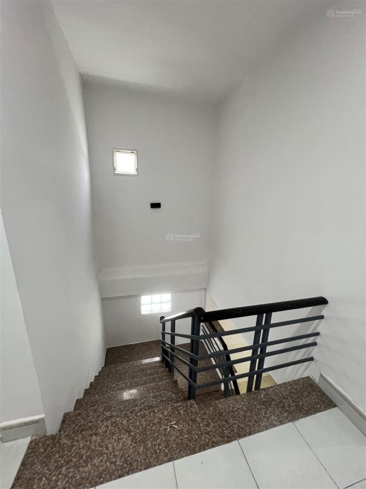 Bán nhà riêng tại lê văn lương, 6,5 tỷ, 50m2, giá tốt cho khách hàng