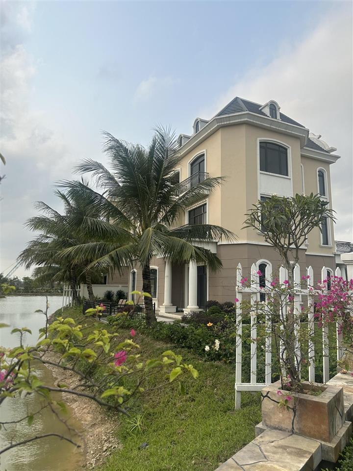Biệt thự đảo ngọc trai  ocp2. đẳng cấp nhất ngọc trai, đơn lập sông, 465m2, 4 tầng  chỉ hơn 140tỷ