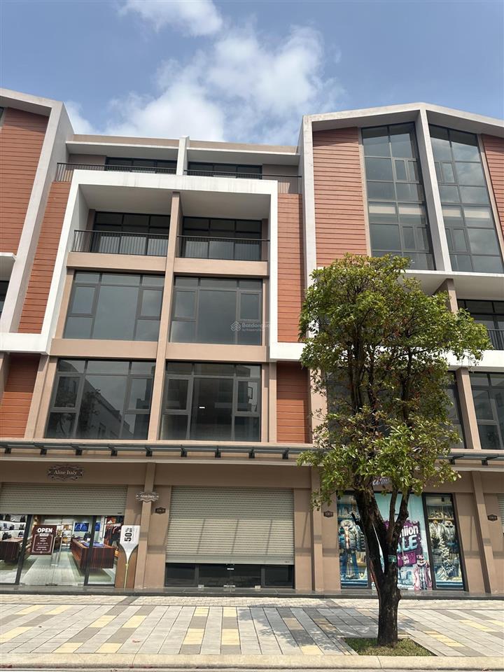 Lãi ngay 5tỷ khi mua lk ánh dương 100m2 2 mặt đường 20m, vỉa hè 7m, liền kề cvien vịnh biển. 14ty8