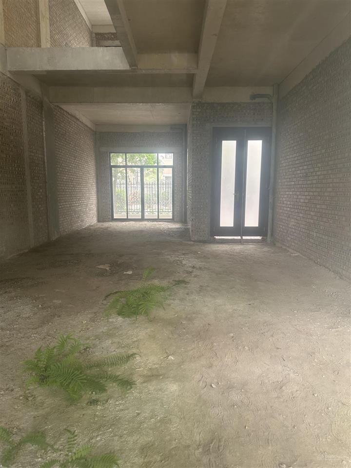 Biệt thự đảo ngọc trai, ocp2, dt142m2, mt8m, hướng nhà đn, view sông tb, nhà 4.5tang320m2 sàn.32ty