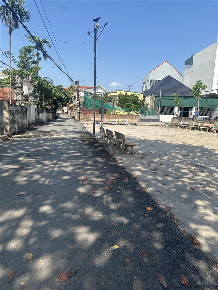 Chính chủ gửi bán nhà mới 3.5 tầng hoàn thiện  sẵn xách vali về ở  gần bến xe yên nghĩa  3ty850