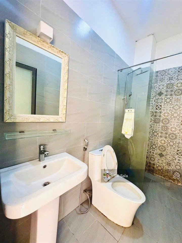 Cho thuê gấp nhà riêng 14 triệu, 167m2 tại lò lu, p long bình, q9, tp.hcm