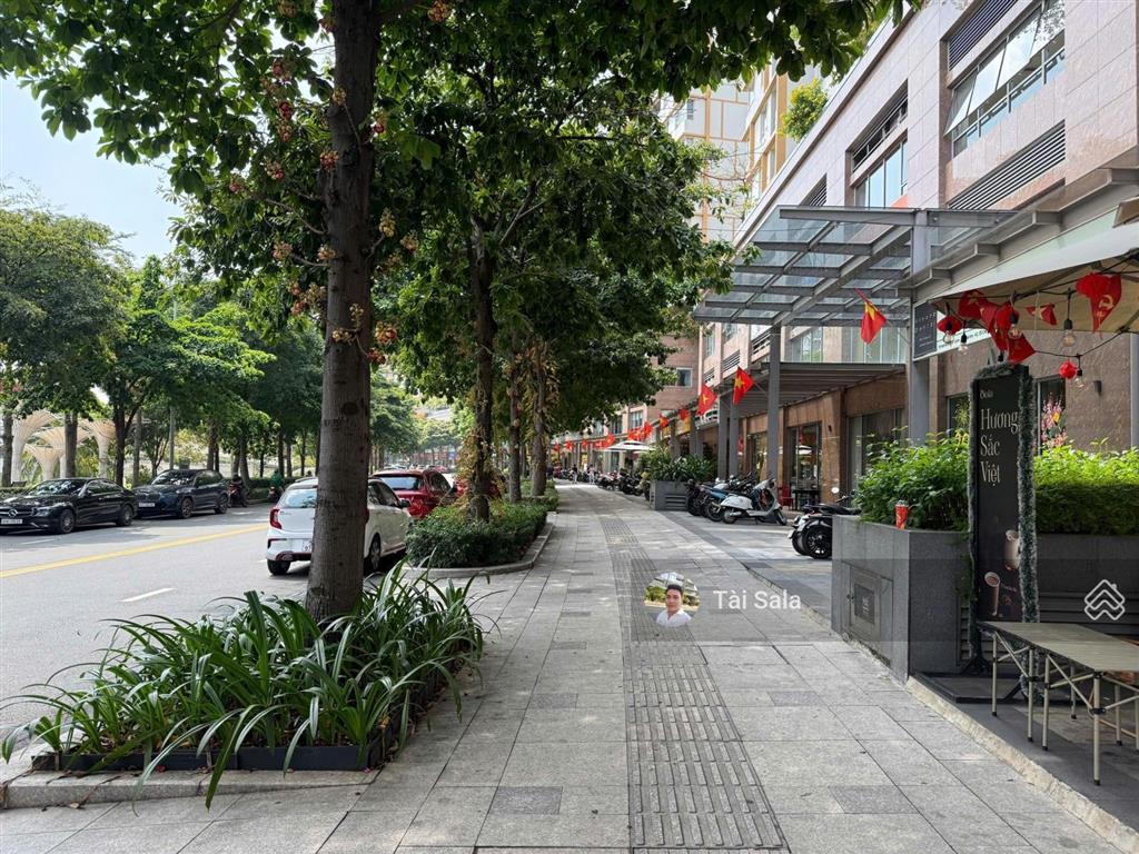 Cho thuê văn phòng tại sarimi view công viên sala diện tích 57m2 giá thuê 19 triệu
