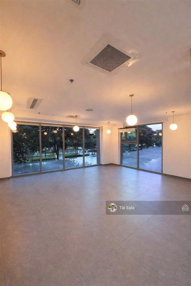 Cho thuê văn phòng tại sarimi view công viên sala diện tích 57m2 giá thuê 19 triệu