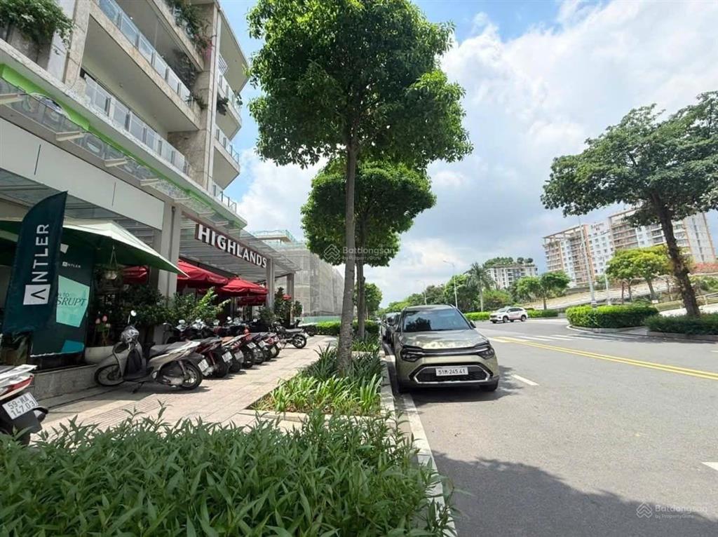 Cho thuê shophouse mặt bằng đường b2 diện tích sàn 85m2 trệt + 2 lầu giá thuê 90tr