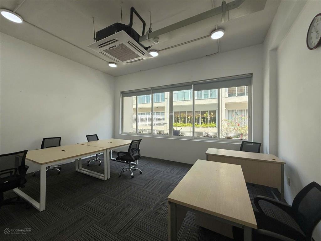 Cho thuê văn phòng full nội thất tại sala, chỉ vào làm việc