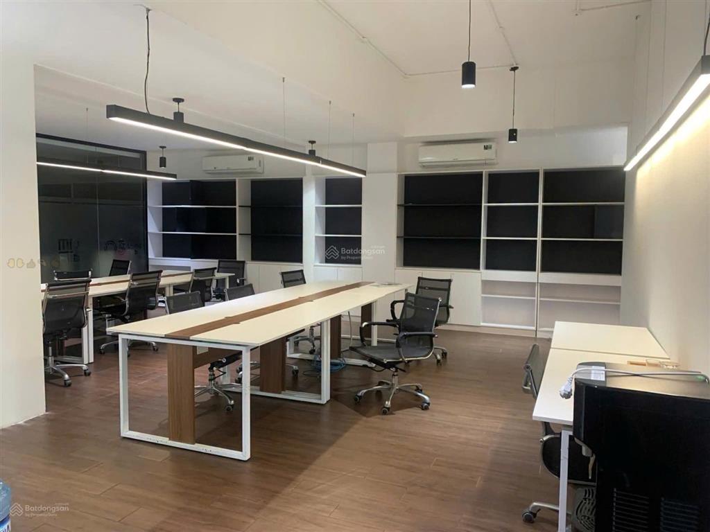Cho thuê văn phòng sala q2 240m2 full sàn đầy đủ nội thất 110 triệu