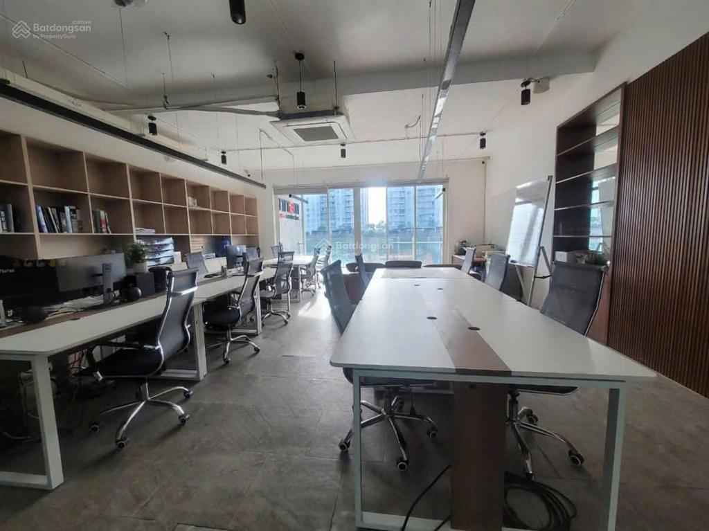 Cho thuê văn phòng sala q2 240m2 full sàn đầy đủ nội thất 110 triệu