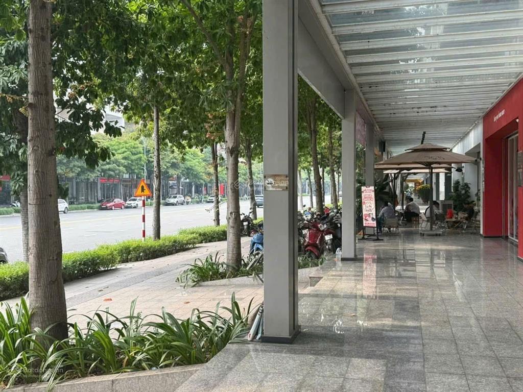 Cho thuê văn phòng 285m2 đường nguyễn cơ thạch sala quận 2 đầy đủ nội thất chỉ cần vào làm việc