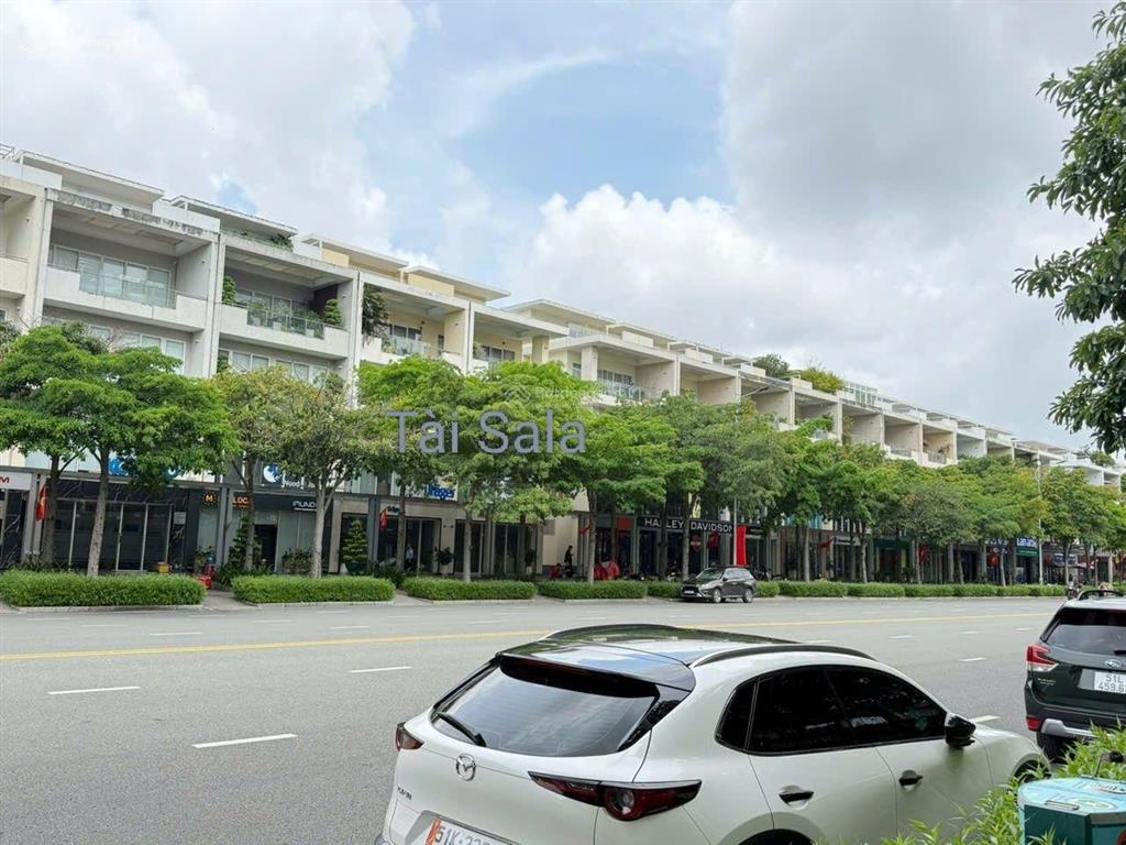Cho thuê văn phòng 285m2 đường nguyễn cơ thạch sala quận 2 đầy đủ nội thất chỉ cần vào làm việc