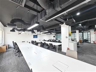 Cho thuê văn phòng 285m2 đường nguyễn cơ thạch sala quận 2 đầy đủ nội thất chỉ cần vào làm việc