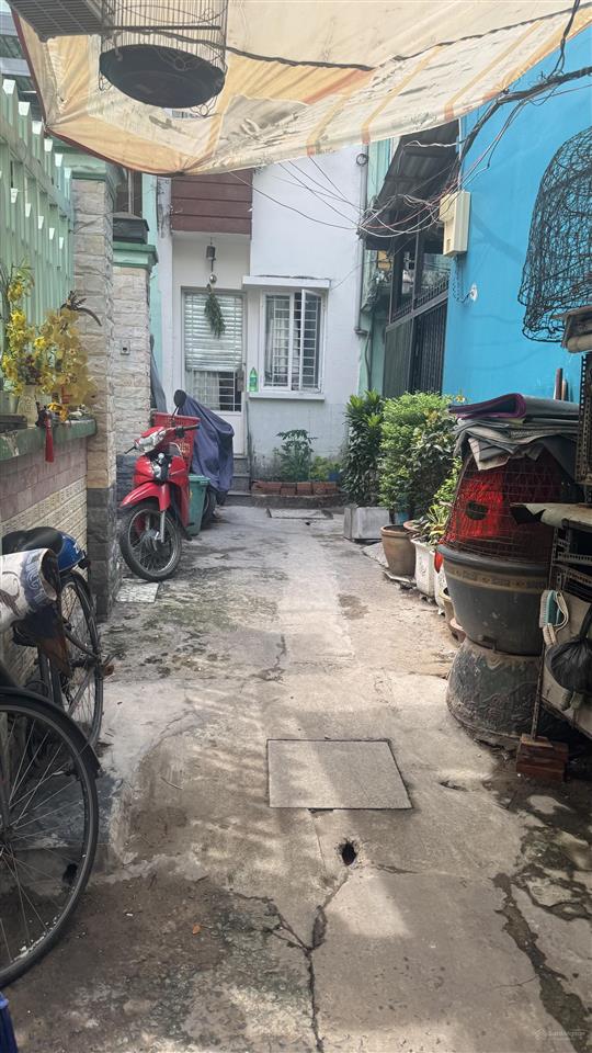 Chính chủ bán nhà q3  25m²  2 tầng  trần văn đang  ngang 6 mét nở hậu 7,5 mét  giá tốt