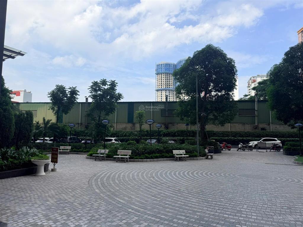 Tôi cần bán căn 2pn và 3pn tại dự án 176 định công (chung cư sky central), có hỗ trợ vay ngân hàng.