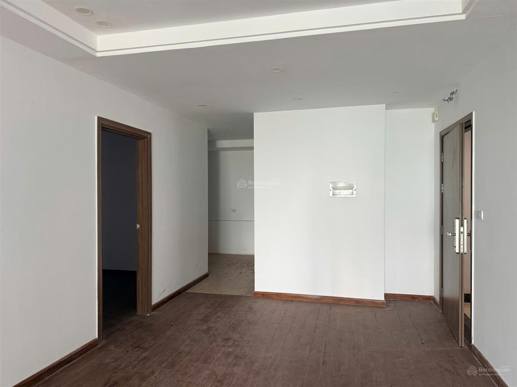 Tôi cần bán căn 2pn và 3pn tại dự án 176 định công (chung cư sky central), có hỗ trợ vay ngân hàng.