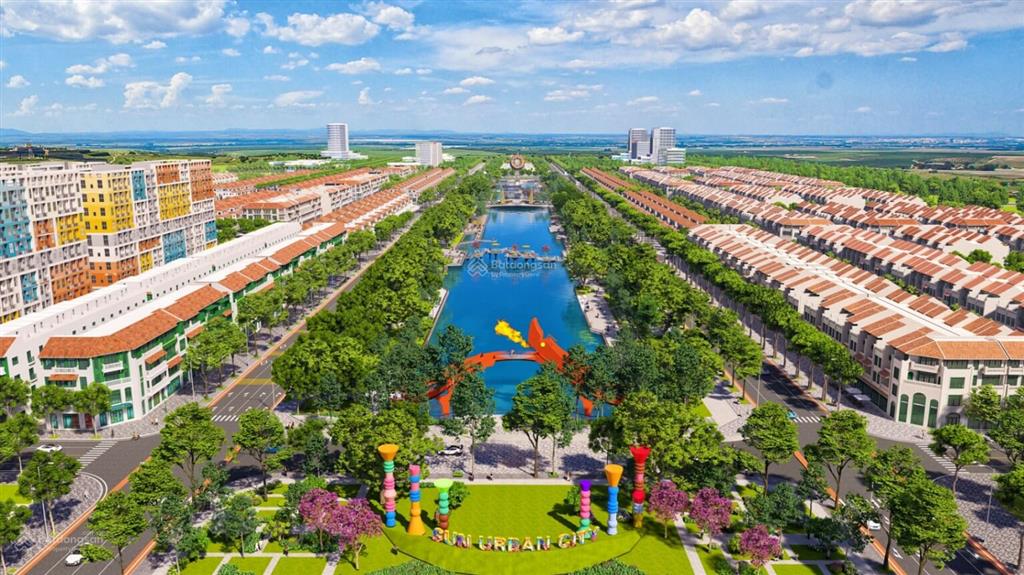 Em có quỹ căn liền kề sun hà nam chỉ 4,5 tỷ xây 3,5 tầng 1 tum, hoàn thiện mặt ngoài