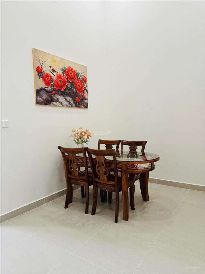 Em cho thuê căn 2 ngủ full nội thất giá tốt