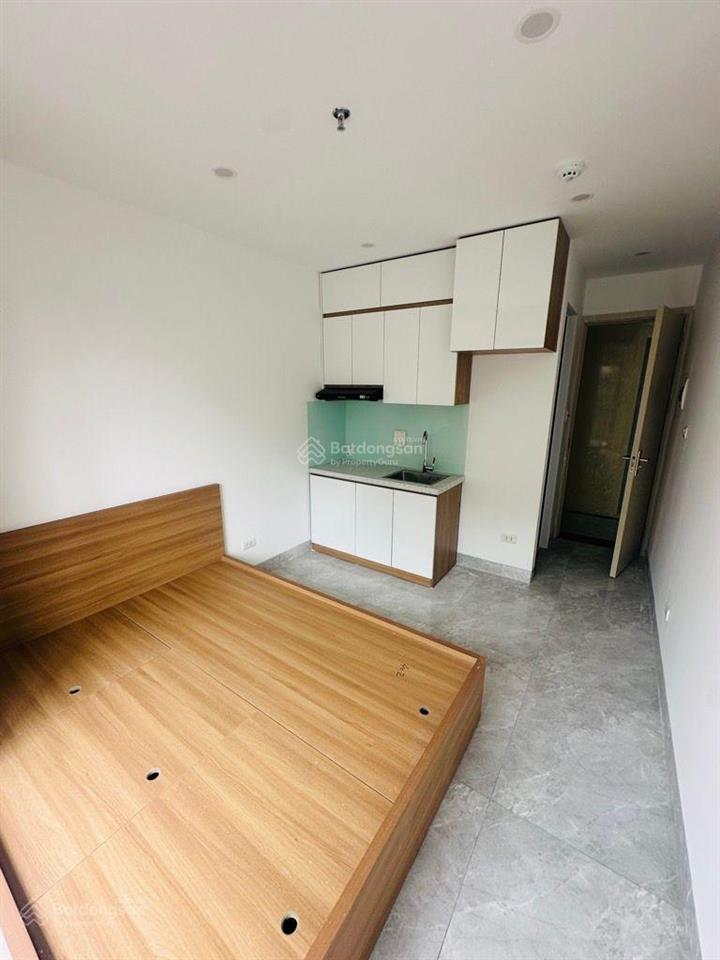 Phú minh  ccmn 13 phòng  7 tầng thang máy xây mới  52m  11.95 tỷ  dòng tiền 45tr/th  gần ô tô