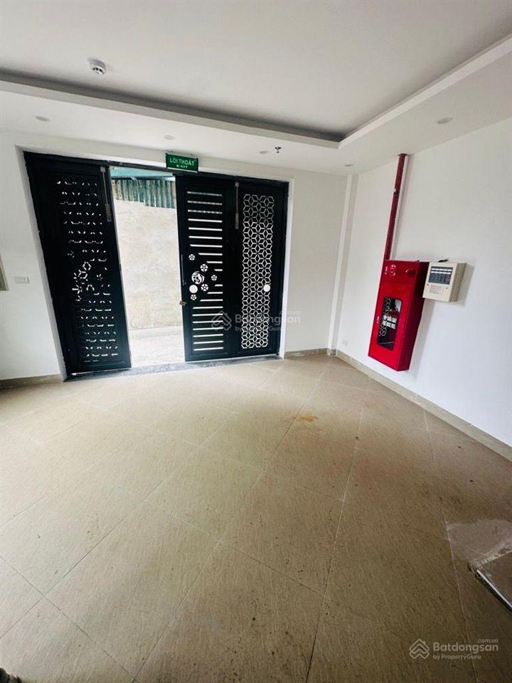 Phú minh  ccmn 13 phòng  7 tầng thang máy xây mới  52m  11.95 tỷ  dòng tiền 45tr/th  gần ô tô