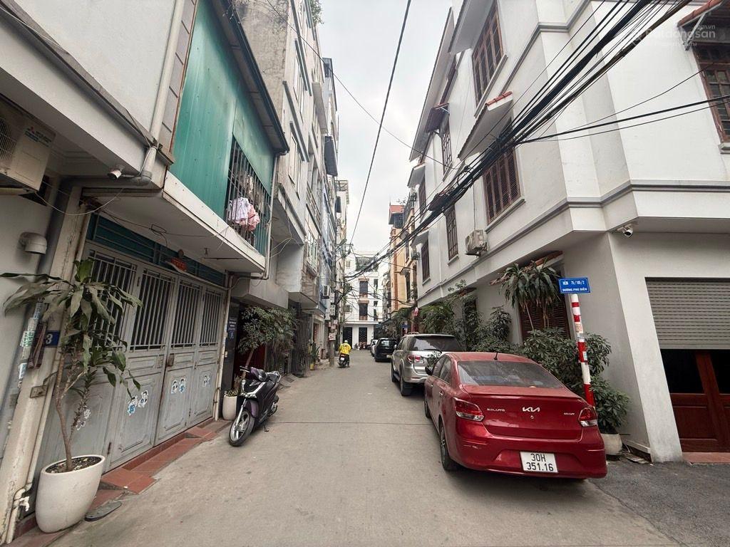Phú diễn  đất phân lô  31m 7.8 tỷ  15m ra ô tô tránh đỗ  vị trí đẹp  ngõ thông rộng