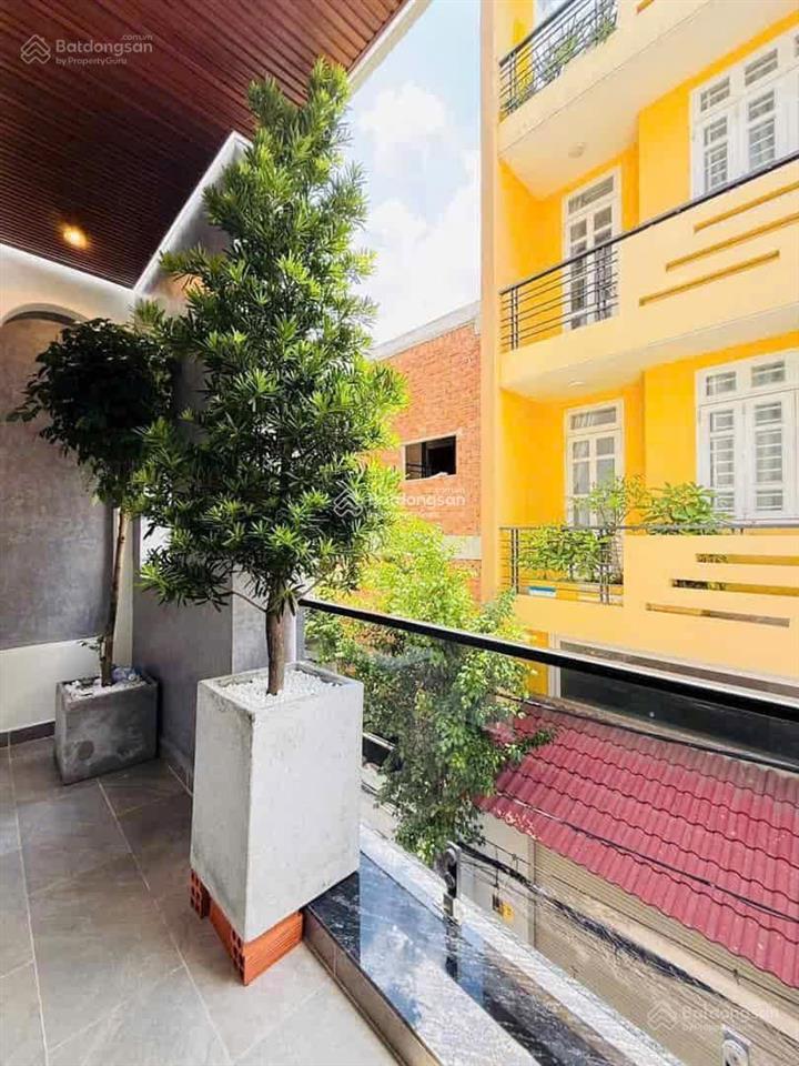 Giá 5tỷ8/70,6m2 cô chú anh chị có ngay nhà đinh công tráng  q1. cho thuê 30 triệu tháng