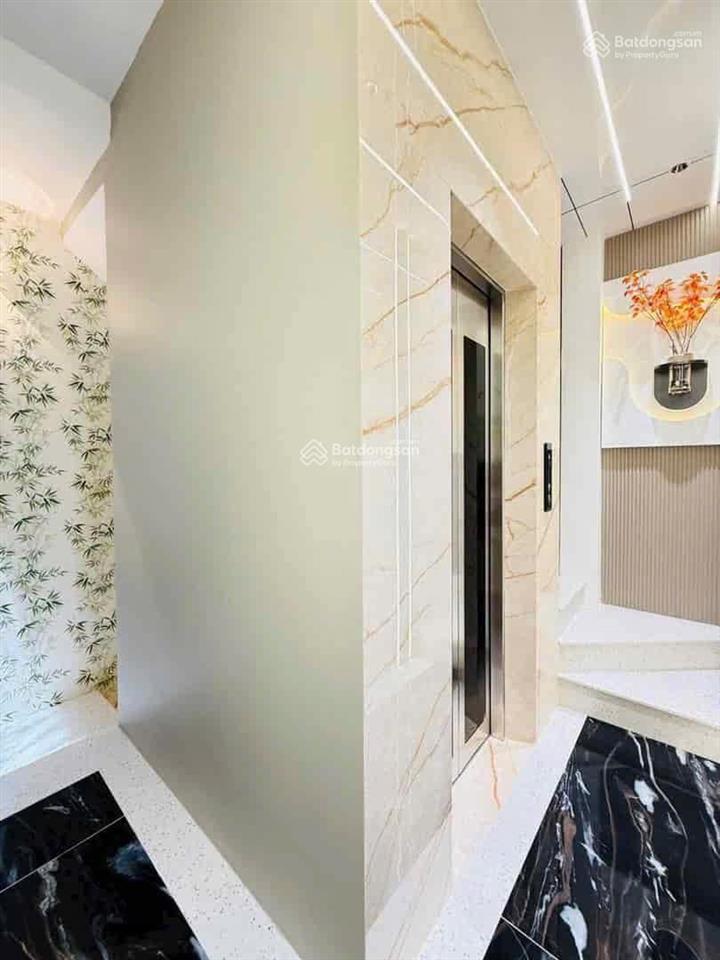 Giá 5tỷ8/70,6m2 cô chú anh chị có ngay nhà đinh công tráng  q1. cho thuê 30 triệu tháng