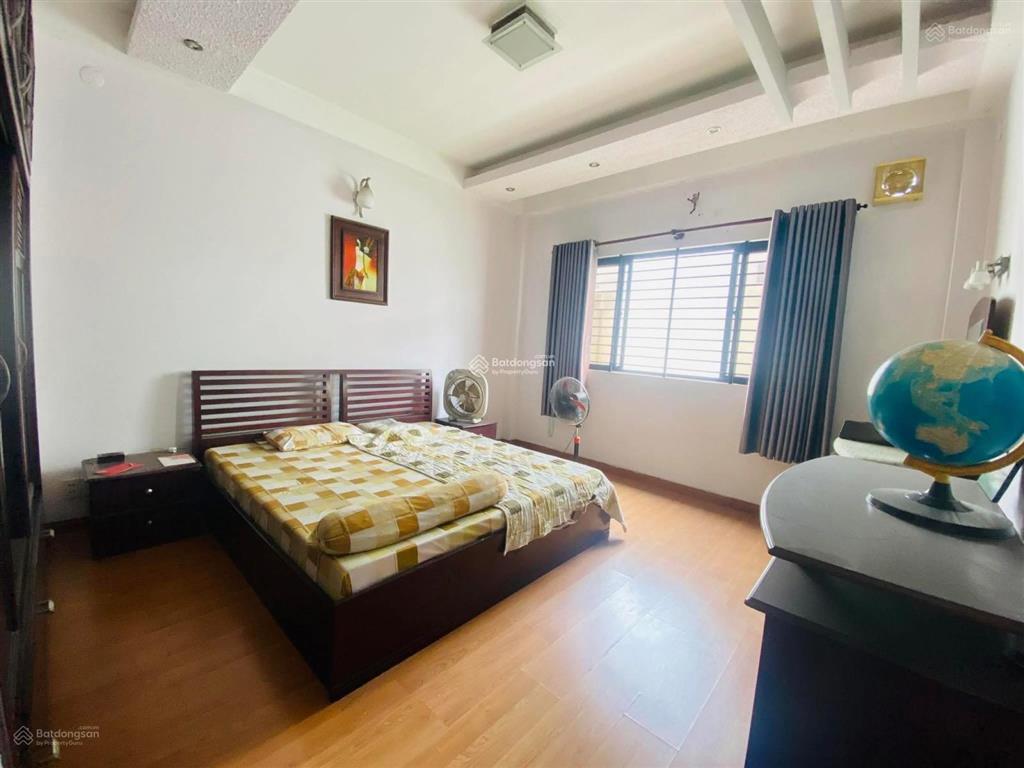 Cô năm bán nhà an dương vương  quận 5 68,3m2. nằm gần chợ an đông, cho thuê 25 tr/th