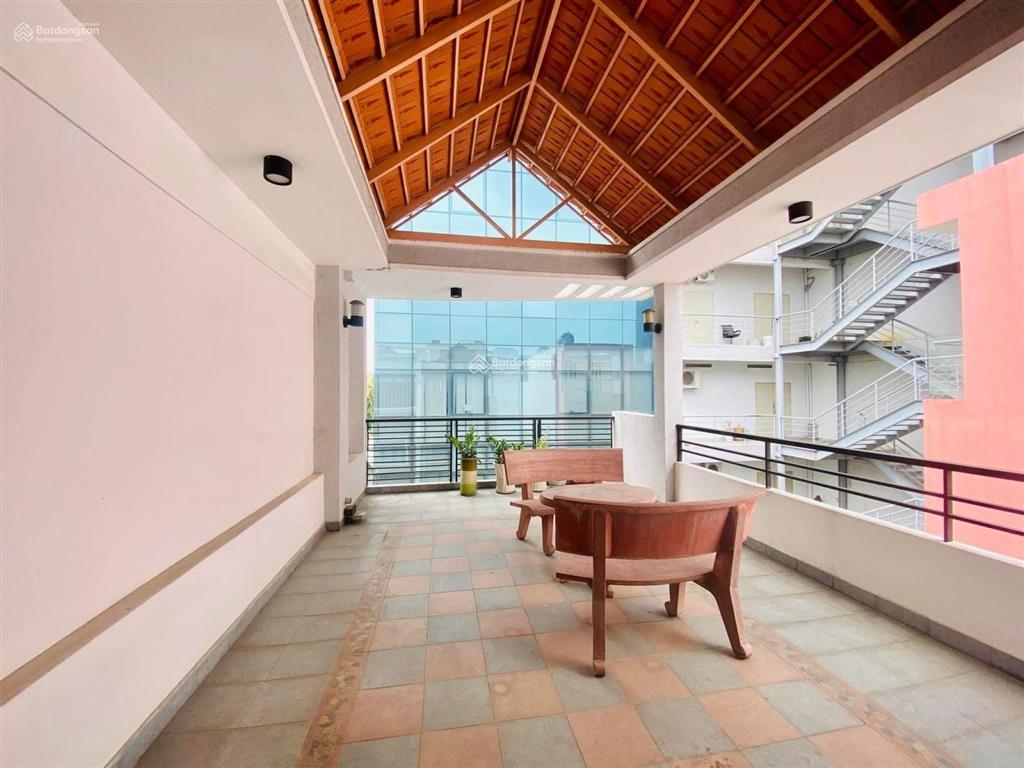 Cô năm bán nhà an dương vương  quận 5 68,3m2. nằm gần chợ an đông, cho thuê 25 tr/th
