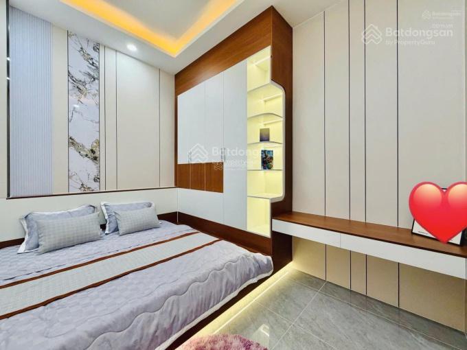 Có ngay căn nhà giá 3tỷ750/72m2 đường hoa lan  phú nhuận. cho thuê được 24 triệu tháng