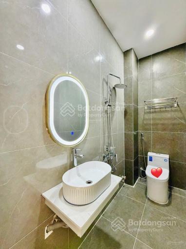 Có ngay căn nhà giá 3tỷ750/72m2 đường hoa lan  phú nhuận. cho thuê được 24 triệu tháng