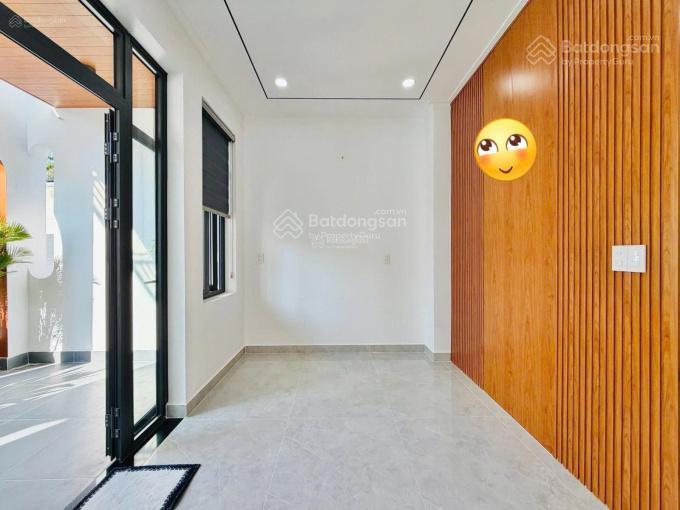 Có ngay căn nhà giá 3tỷ750/72m2 đường hoa lan  phú nhuận. cho thuê được 24 triệu tháng