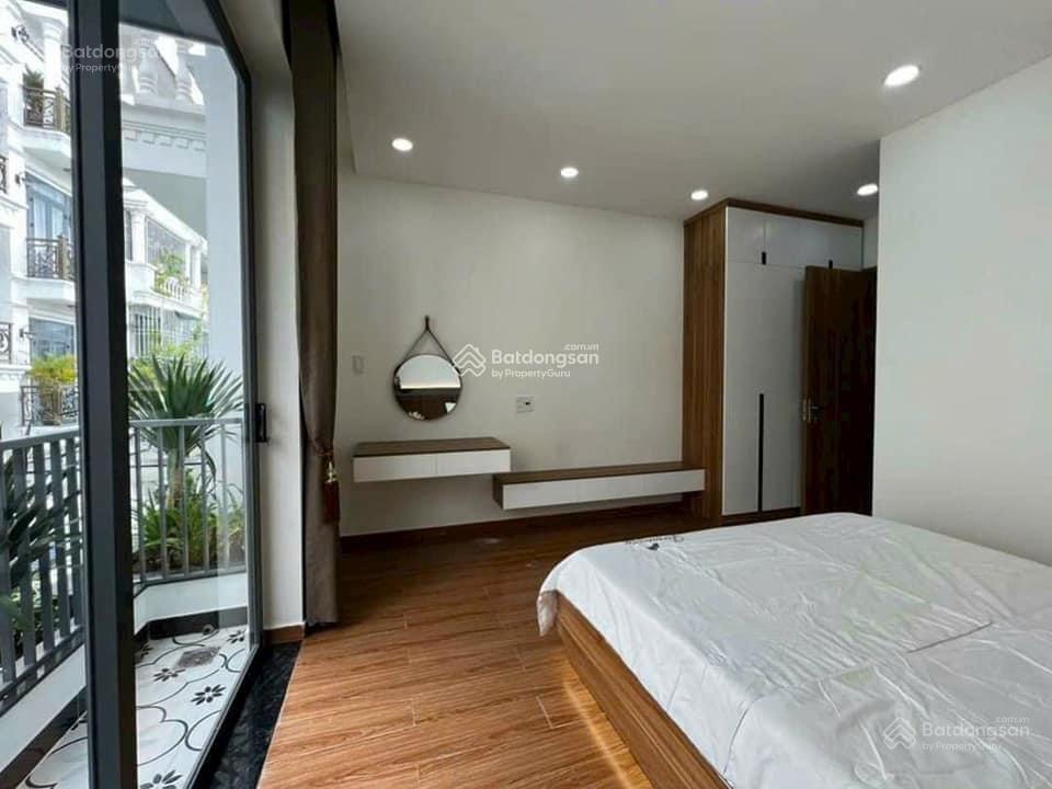 Giảm xuống 200tr 79m2 đường phan kế bính  q.1. thông ra điện biên phủ. cho thuê 27tr