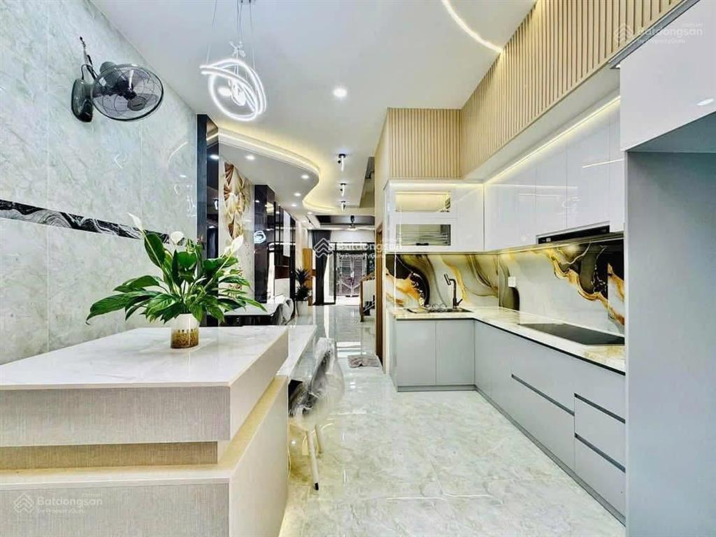 Bán nhà đi định cư đường nguyễn cửu vân  bình thạnh giá 4tỷ5/76,8m2. thông ra xô viết nghệ tĩnh