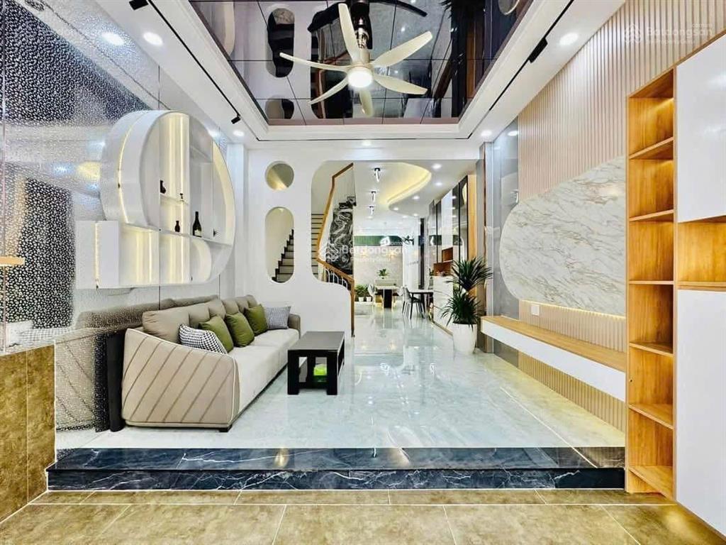 Bán nhà đi định cư đường nguyễn cửu vân  bình thạnh giá 4tỷ5/76,8m2. thông ra xô viết nghệ tĩnh