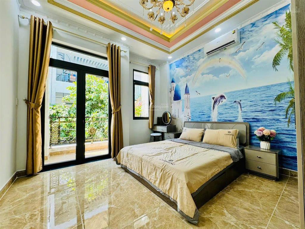 Cần bán gấp căn bà hạt  quận 10 giá 3tỷ550/79m². gần chợ nguyễn tri phương. cho thuê 24tr