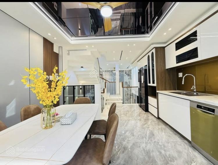 Giảm sốc bán nhà phan tôn  quận 1 giá 5tỷ370/73,5m2. gần trường huỳnh khương ninh. cho thuê 33tr