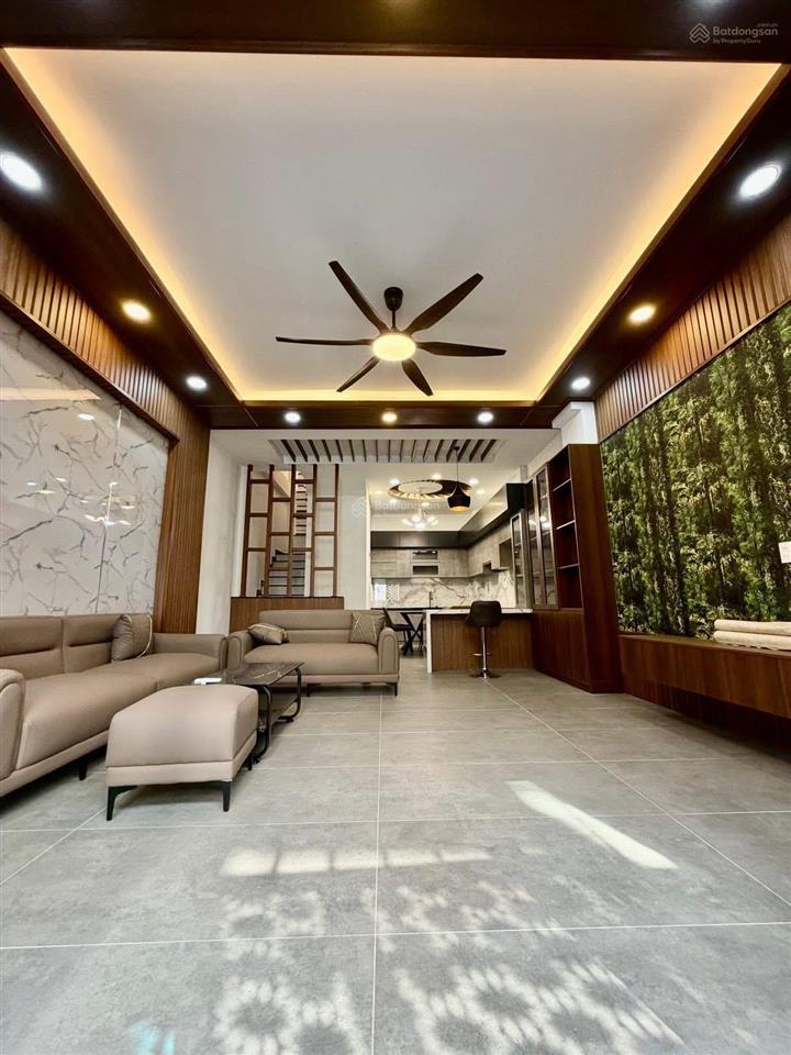 Giá 3tỷ7/72m2 có ngay nhà nguyễn trãi  q5. cho thuê được 26 triệu/tháng