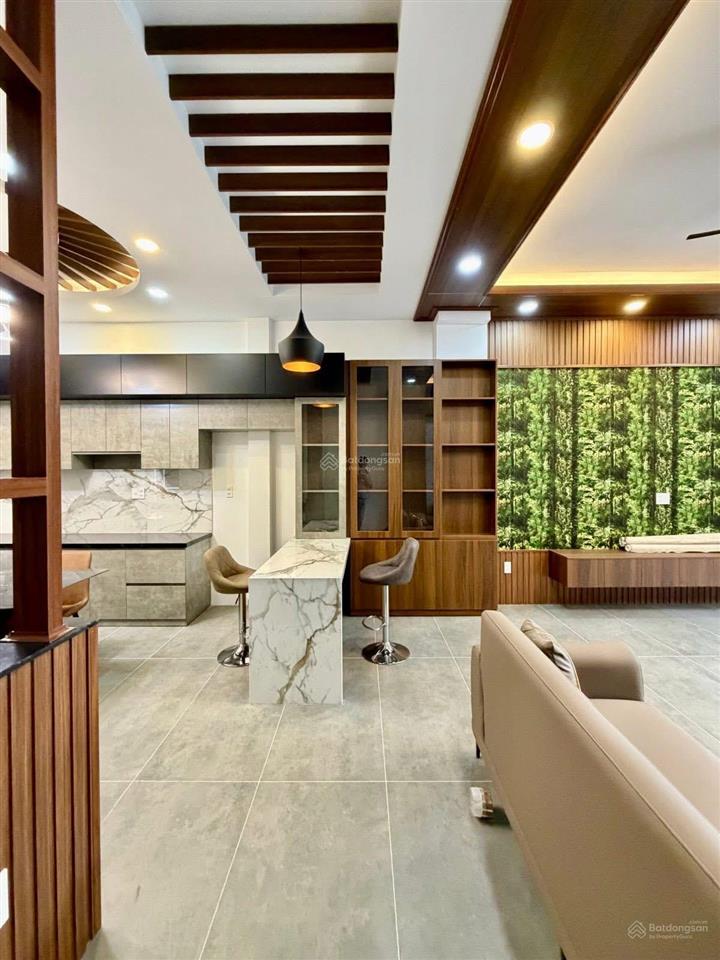Giá 3tỷ7/72m2 có ngay nhà nguyễn trãi  q5. cho thuê được 26 triệu/tháng