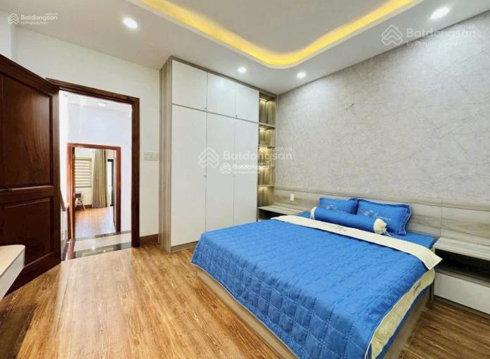 Cần bán nhà bà hạt  q10 78m2. cho thuê 29 triệu tháng. gần đh kinh tế
