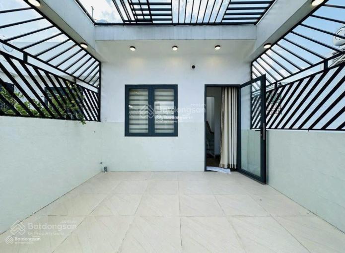 Cần bán nhà bà hạt  q10 78m2. cho thuê 29 triệu tháng. gần đh kinh tế