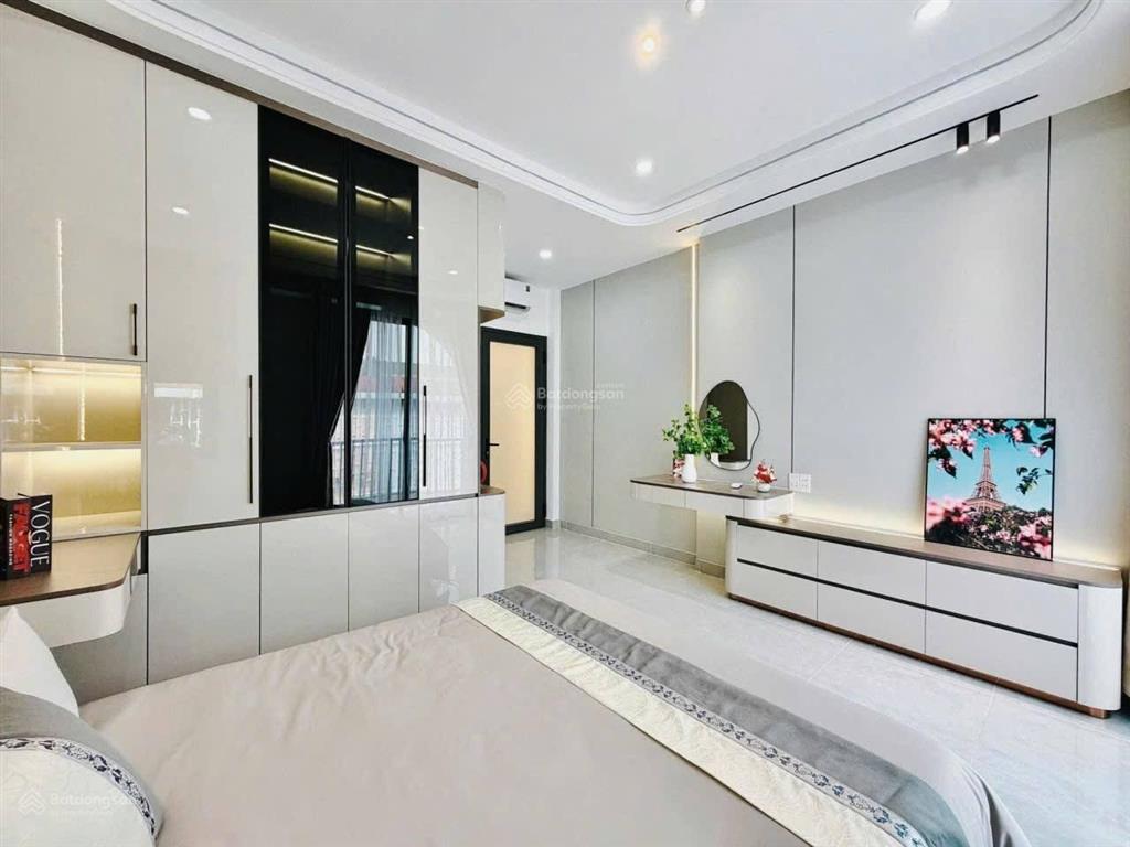 Nhà 4 tầng đường điện biên phủ  quận 3, giá 4tỷ890/73m2. cho thuê 25tr