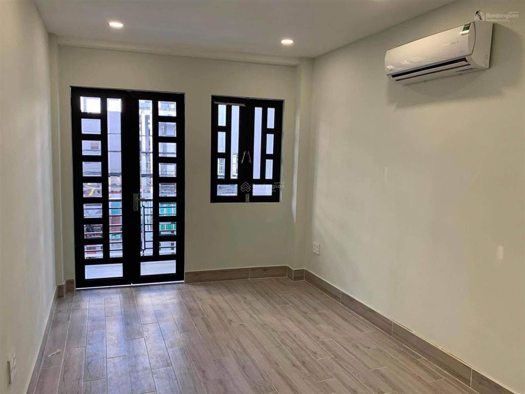 Bán nhà giá 3tỷ170/73,9m2 đường khổng tử  quận 9 đang cho thuê 18tr tháng. gần vicom plaza