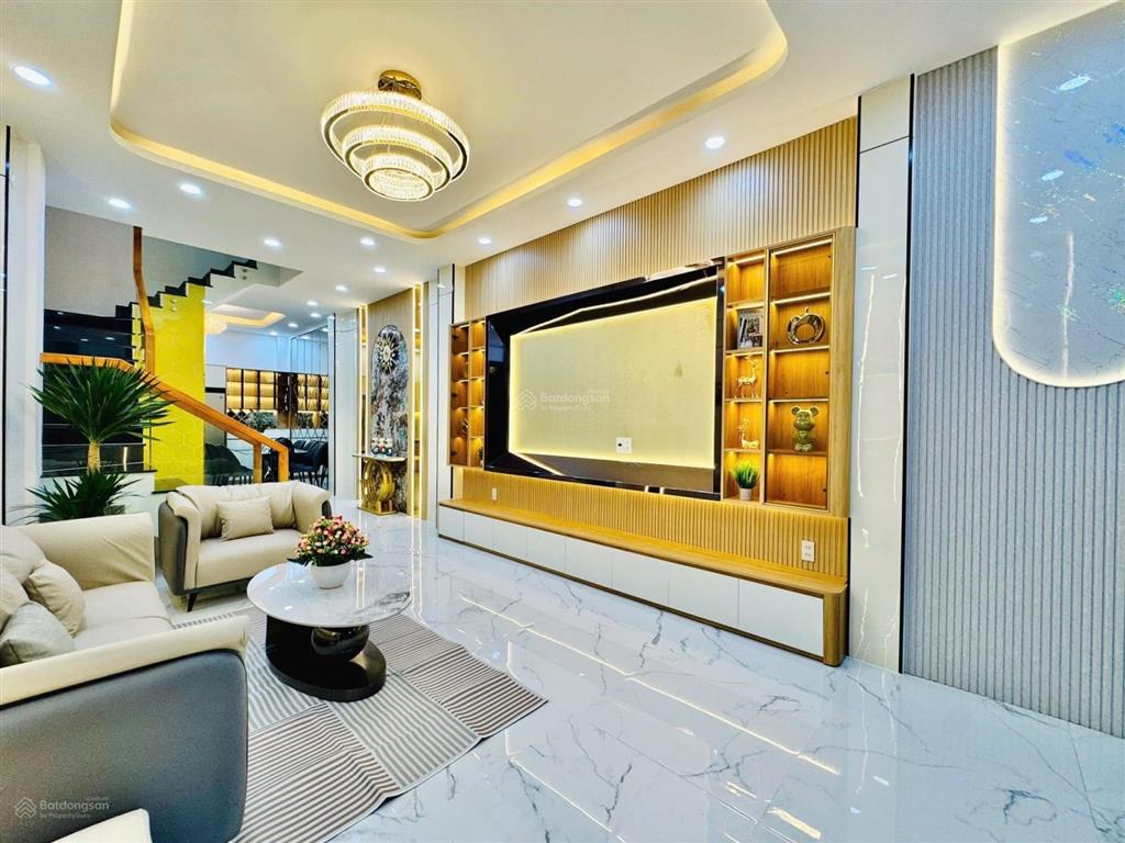 Bán nhanh căn võ văn tầnquận 3 giá 4tỷ9/68m2. gần trường kiến thiết. cho thuê 25tr