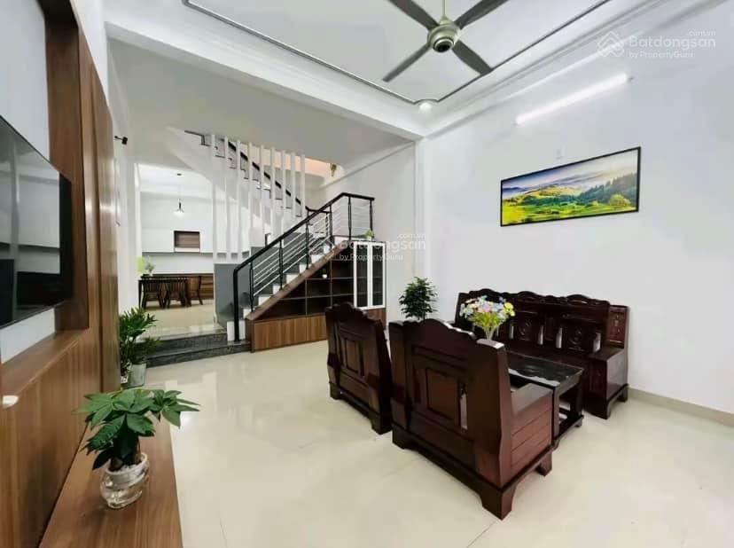 Hạ giá bán nhà đình phong phú quận 9 giá 2tỷ990/72m2. gần vicom quận 9. cho thuê 13tr tháng