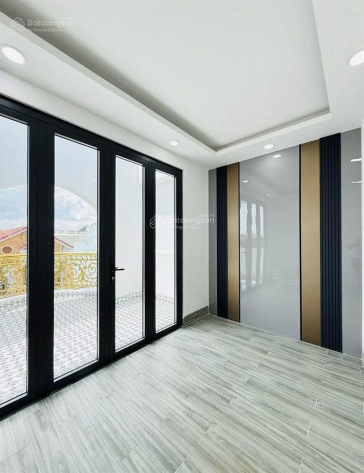 Giảm 200tr bán nhà tạ uyên  quận 5 giá 3tỷ660/78m2. gần tiểu học hùng vương. cho thuê 25tr