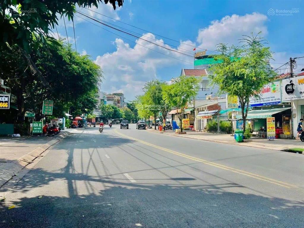 Lô đất đẹp cần bán gấp đường man thiện  quận 9 giá 6tỷ8/500m2. gần chung cư c3
