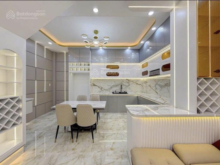 Bán nhà vĩnh viễn  quận 10, 78,3m2. cho thuê 26tr. gần bệnh viện hoà hảo